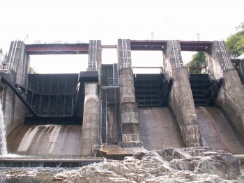 王滝川ダム